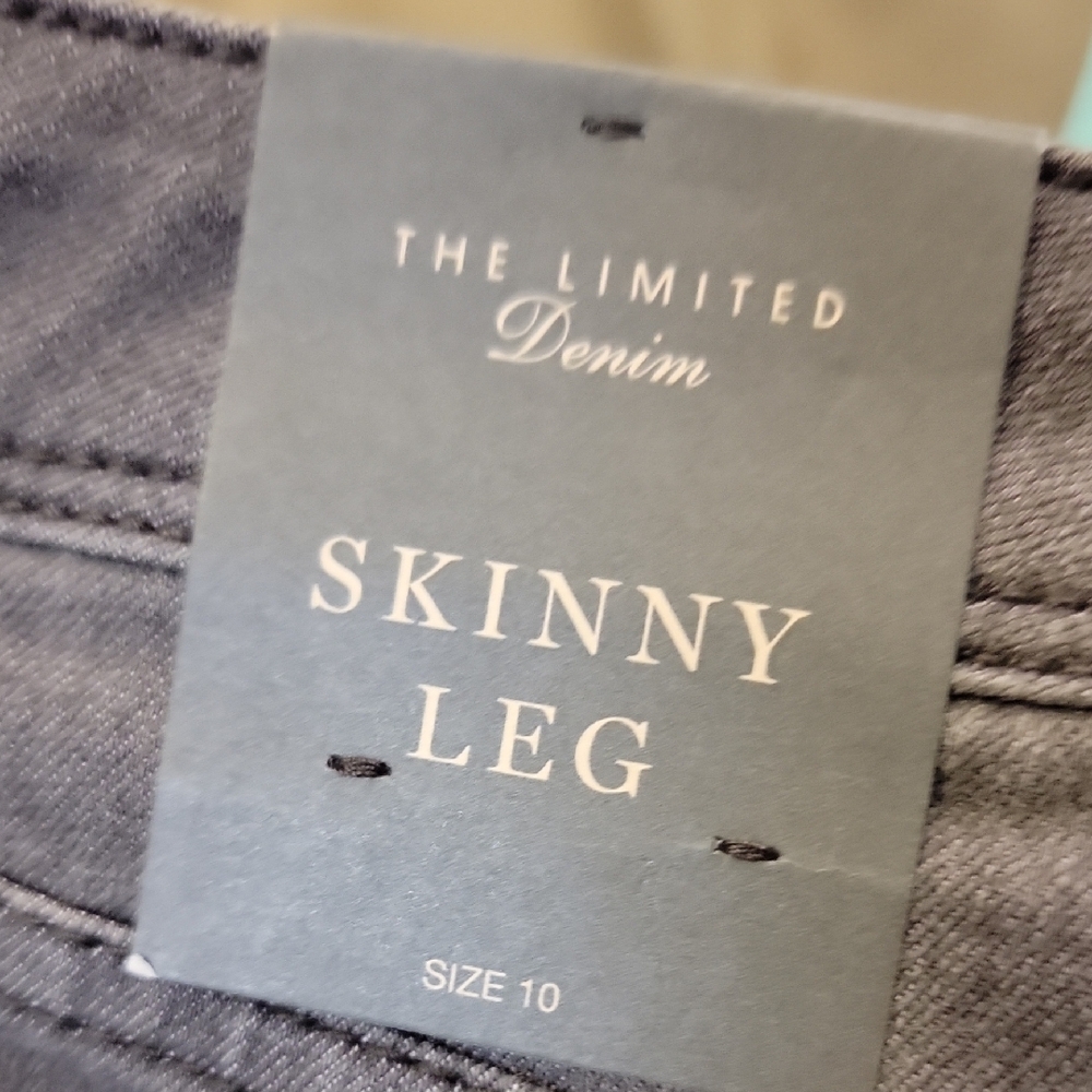 The Limited Gray Skinny Jeans - Picture 2 of 4